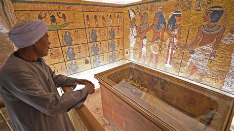 Iconic King Tutankhamun Tomb Unveiled to Public After Restoration ...