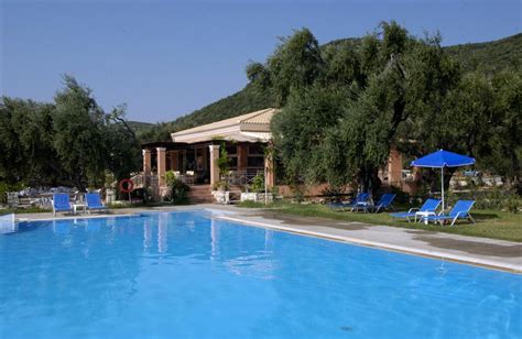 Barbati Beach Apartments in Barbati, Corfu | Greeka