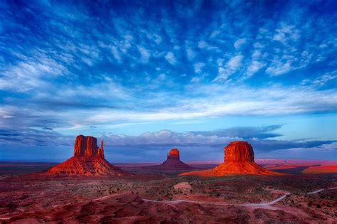 Monument Valley Sunset | Lars Leber Photography