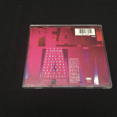 Pearl Jam Ten CD MINT 1991 First Pressing Grunge Rock - Eclectic Sounds