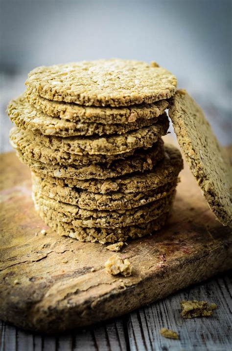 Super Easy Traditional Scottish Oatcakes - Larder Love