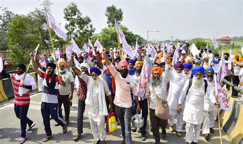 Protesting Punjab farmers say centre's farm bills will lead to ...