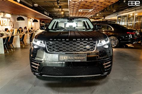 Pre-OWNED 2020 RANGE ROVER VELAR S R-DYNAMIC | FOR SALE