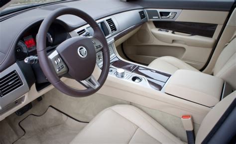 Cars World: Jaguar xf Interior