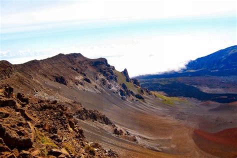 Haleakala Volcano Sunrise Tour - Maui Sights and Treasures