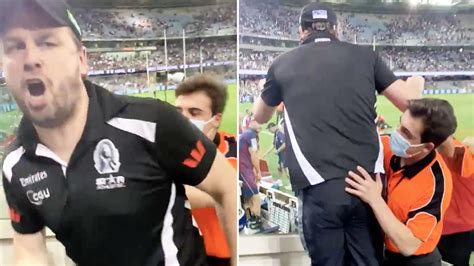 AFL 2021: Collingwood fan's 'disgusting' attack on umpires - Yahoo Sport