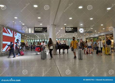 London Heathrow Airport Arrivals Editorial Image - Image of england ...