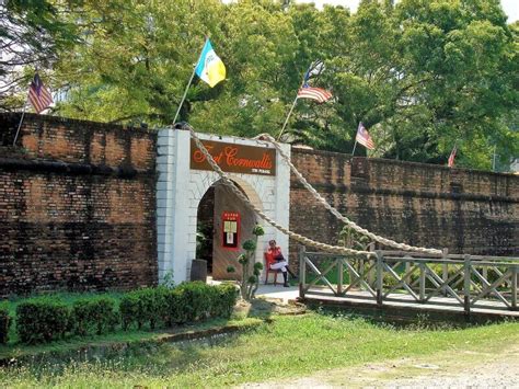 Berkelana ke Abad Lampau di Benteng Cornwallis Penang | MediSata