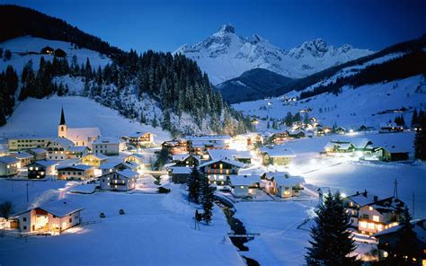 Winter Village Mountains Wallpapers - Wallpaper Cave