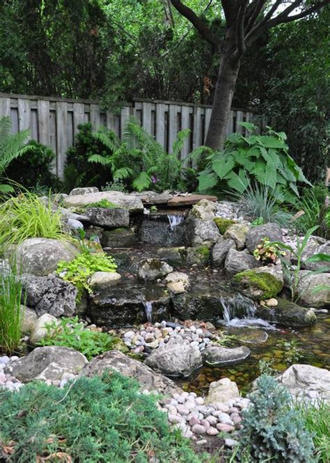 23 Small Garden Water Features UK Ideas You Must Look | SharonSable