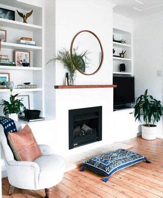 Round Mirror Over Fireplace - TRADUX MIRRORS