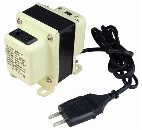 Voltage Converter 220V – 110V – BLGT