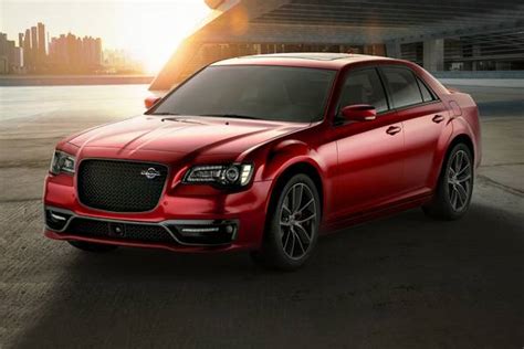 2023 Chrysler 300 Sedan Consumer Reviews - 6 Car Reviews | Edmunds