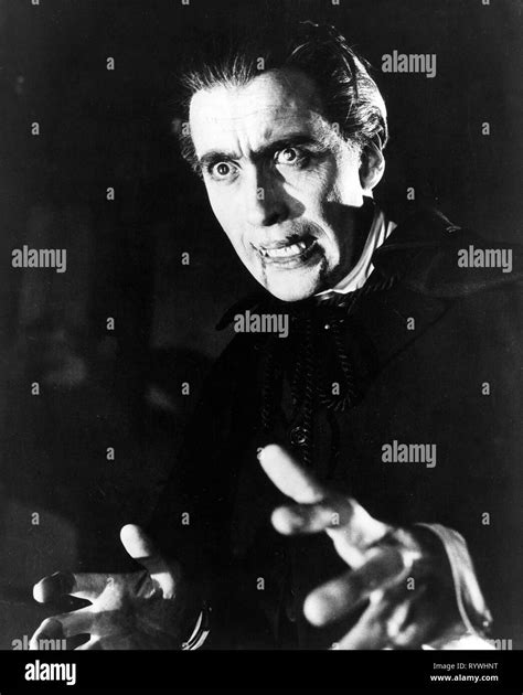 Christopher lee dracula hi-res stock photography and images - Alamy