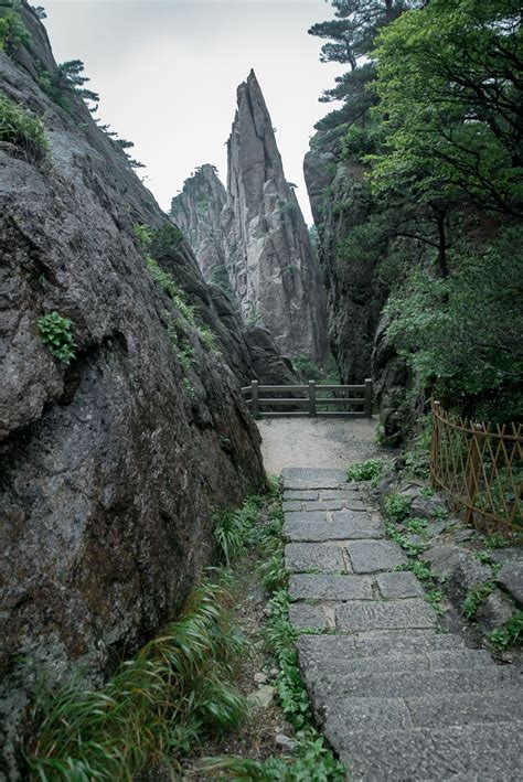 Best hiking in China: Huangshan mountain ultimate guide | Max travel blog