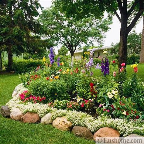 Island Bed Design Ideas Adding Interest to Yard Landscaping