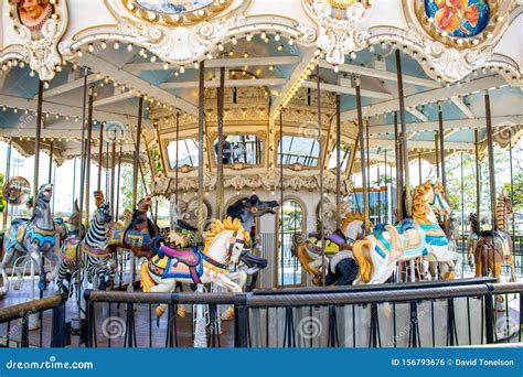 Carousel at Great Park editorial photo. Image of leaf - 156793676