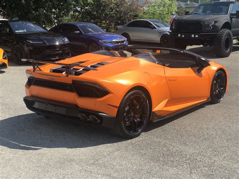 2019 Lamborghini Huracan Spyder LP580-2 - Exotic Car Dealership Toronto