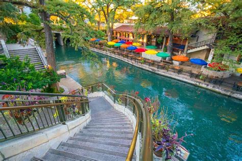 10 Awesome Things To Do on Riverwalk San Antonio • Winetraveler