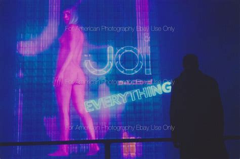 BLADE RUNNER 2049 NAKED PINK JOI HOLOGRAM AD - Ryan Gosling * Ana de ...