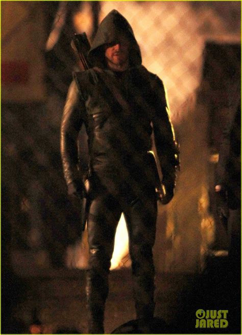 Stephen Amell: Late Night 'Arrow' Fight Scenes!: Photo 2758274 | Annie ...