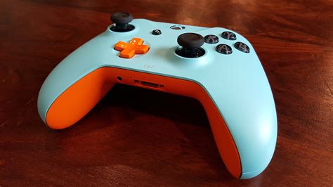 Xbox One S controller review: New features and custom colors make for a ...