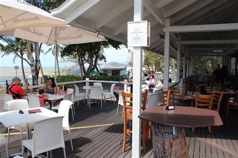 L'Unico Trattoria Seafood Restaurant, Trinity Beach - Restaurant ...