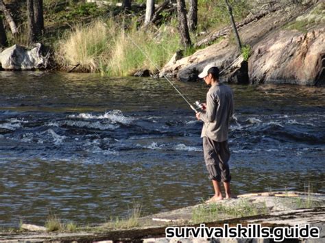 Survival Fishing Rod: Using and Choosing one for Subsistence