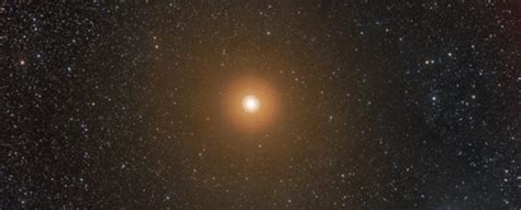 Red Supergiant Star Betelgeuse Was A Different Color Just 2,000 Years ...