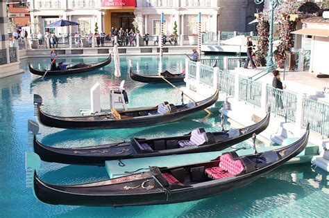 Venetian Gondola Rides Vegas - 2022 Prices, Tickets, & Discounts