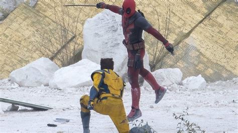 Did Deadpool 3 Fight Photos Just Tease The Death Of Wolverine & Fox's ...