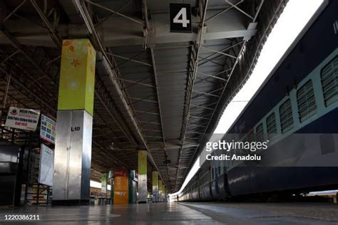 257 Anand Vihar Terminal Railway Station Stock Photos, High-Res ...