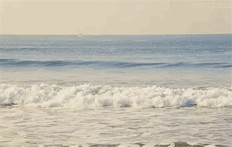 Beach Waves GIF - Beach Waves Ocean - Discover & Share GIFs