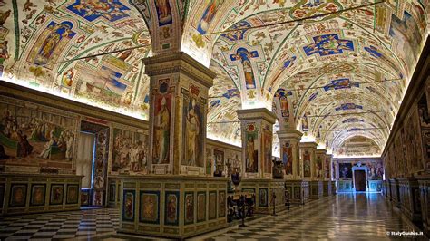 Pictures of the Vatican Museums, Rome - Italy - ItalyGuides.it