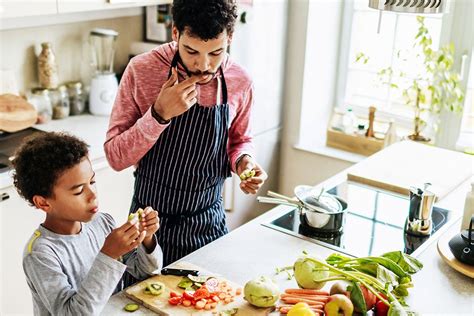 When Is Cooking Fun? - JSTOR Daily