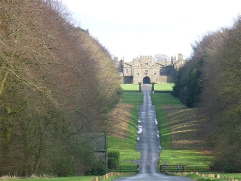 Hoghton Tower | Parks and Gardens (en)