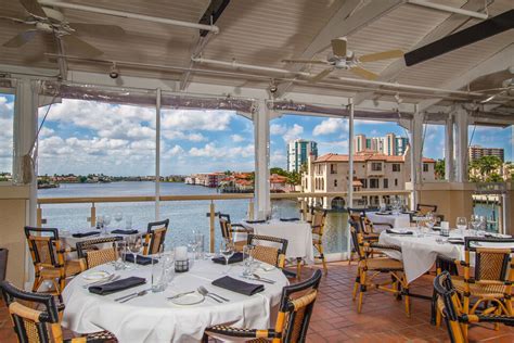 8 Great Naples Restaurants on the Water for Florida Dining With a View ...