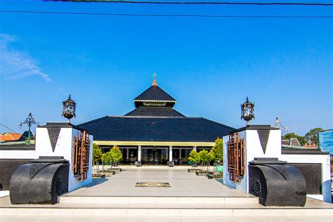 Masjid Agung Demak - a photo on Flickriver