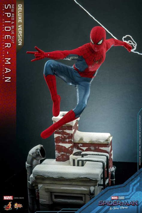 Marvel Reveals Best Look at Tom Holland's Newest Spider-Man Suit (Photos)