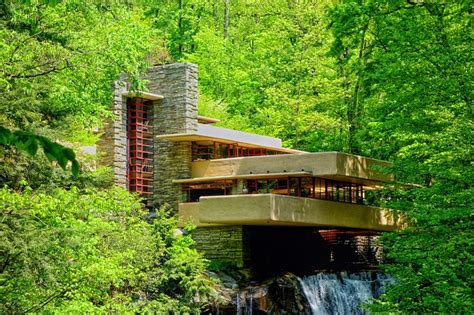 Fallingwater - Designing Buildings