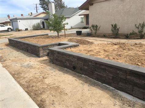 Trevor's DIY Rock Retaining Wall with Faux Stone | GenStone