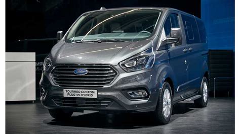 Ford Tourneo Custom Plug-In Hybrid In Frankfurt: Photos/Videos