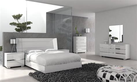 Modern white bedroom furniture sets | Hawk Haven