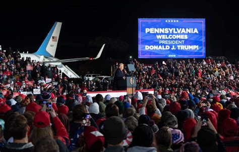 Trump's Pennsylvania Rally Attendance: Erie Crowd Size Photos