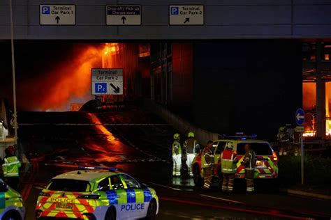 London Luton airport suspends flights due to fire in car park | in ...