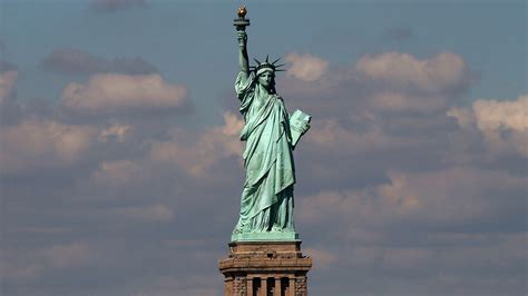 Statue of Liberty arrives in New York Harbor | June 17, 1885 | HISTORY