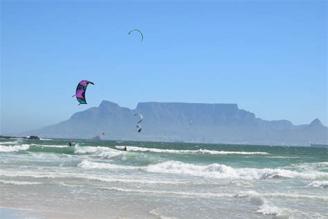 A windy and sunny day | Kite 2013