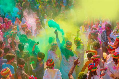 How and where to celebrate Holi in India - Lonely Planet