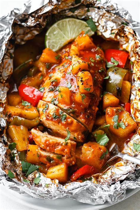 Pineapple Chicken Foil Packets in Oven - So easy and packed with tons ...