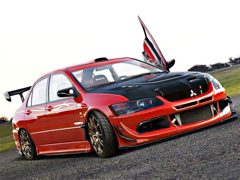 Modified Cars: Mitsubishi Evolution Modified